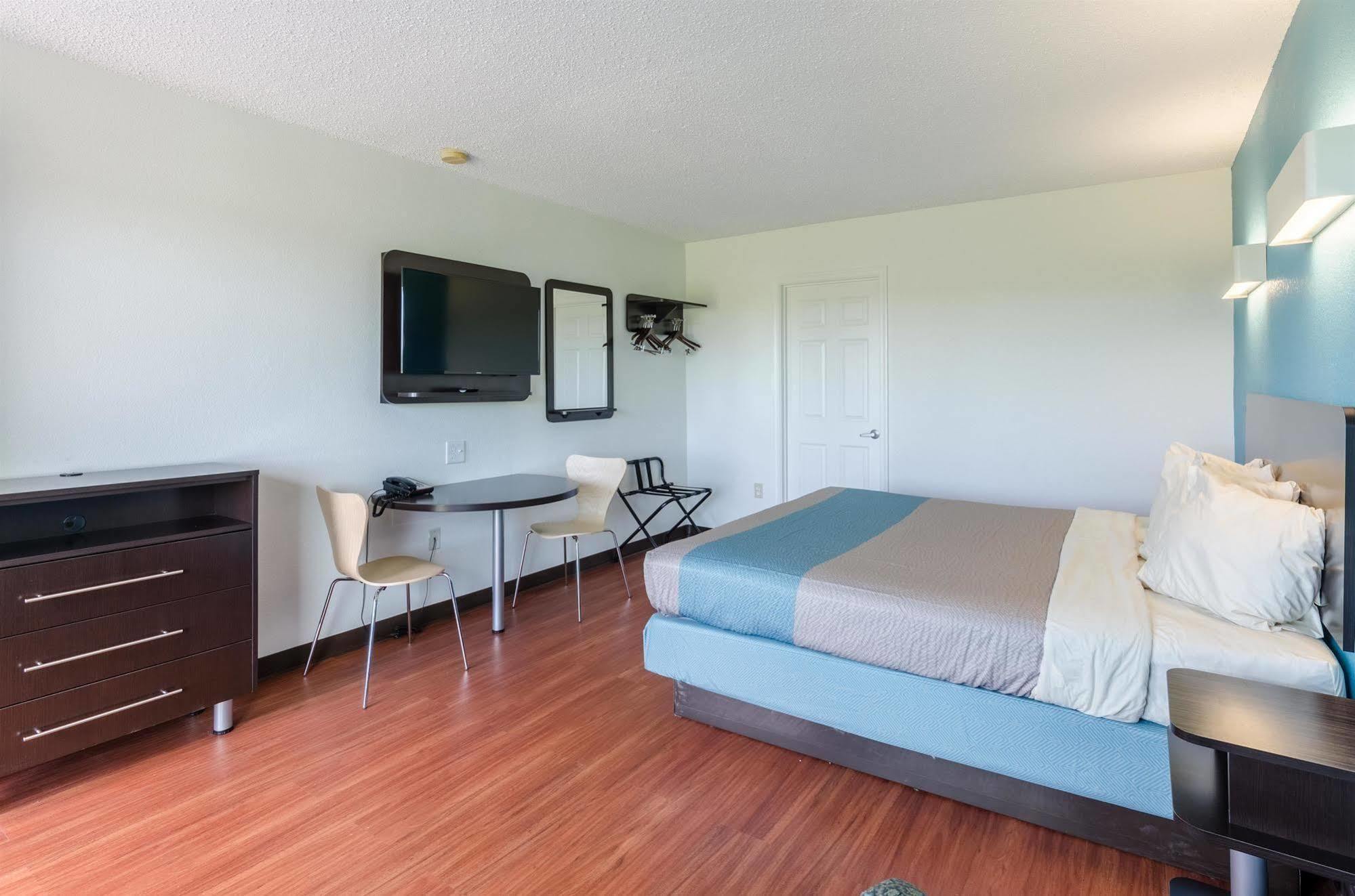 Motel 6-Lexington, Va Экстерьер фото